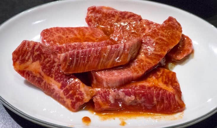 のインスタグラム：「⠀ ⠀【金剛園】@福岡⠀ ⠀ 肉質がとにかく素晴らしい福岡のお店✨⠀ ⠀ 県内でも1,2を争う程の実力だと言えます❗️⠀ ⠀ 福岡の美食をぜひ味わってみてください😋⠀ -----------------------------------⠀ ⠀【Kongoen】@  Fukuoka⠀ ⠀ ●Fukuoka store where fleshy is great anyhow ✨⠀⠀ ⠀ ●It can be said that it is enough skill to compete between 1 and 2 even in the prefecture. ❗️⠀⠀ ⠀ ●Please try and enjoy the Fukuoka gastronomy. 😋⠀ -----------------------------------⠀ テリヤキ編集部公式アカウントでは、本当に美味しいお店をご紹介しております。アプリの方もチェックお願い致します！😊 ・ 『 #テリヤキ掲載店』をつけて投稿いただいた中から素敵なお写真をご紹介いたします！ぜひ投稿してみてくださいね！⠀ ------------------------------------ #テリヤキ #本当に旨い #美食 #美食倶楽部 #鮨会 #food #グルメ#うまい#いいね#food #foodimc #ファインダー越しの私の世界#飯#東京カメラ部#いいね返し#foodpic#foodgram#instafood#instacool#yum#tasty#hungry #飯テロ」