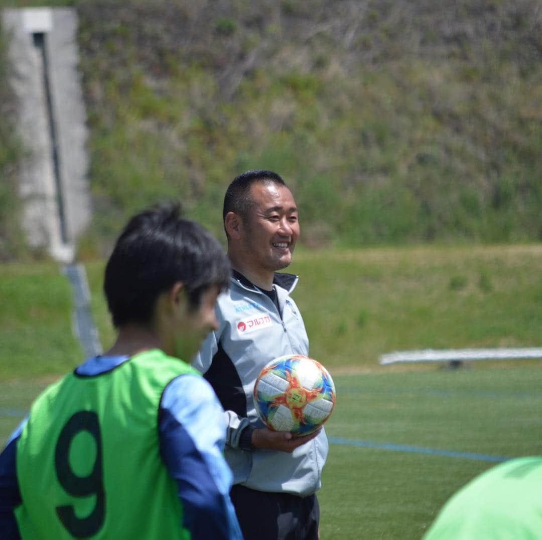 カマタマーレ讃岐さんのインスタグラム写真 - (カマタマーレ讃岐Instagram)「2019.04.22 TR #木島良輔 #我那覇和樹 #武田有祐 #赤星雄祐 #澤田健太 #濱口草太 #瀬口拓弥 #ペスヨン #鈴木拳士郎 #渡辺悠雅 #林友哉 #上村健一 監督」4月23日 15時19分 - kamatama_kouhou