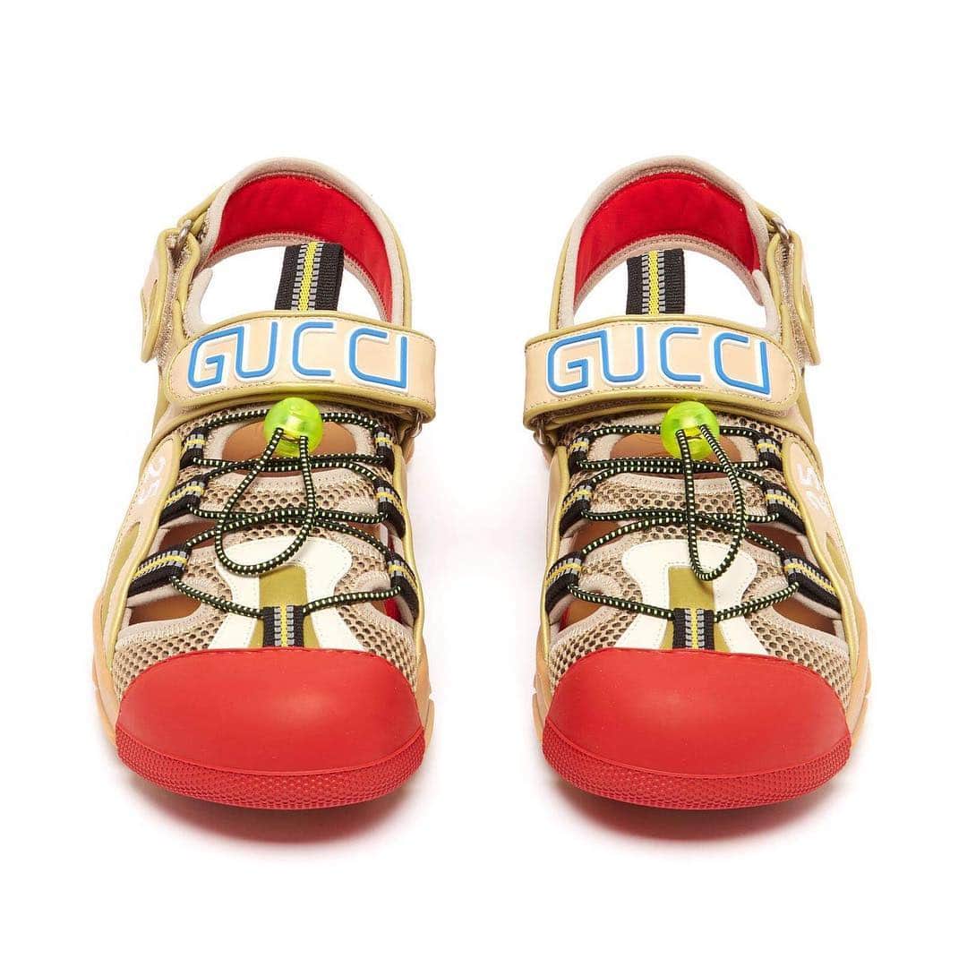 HYPEBEASTさんのインスタグラム写真 - (HYPEBEASTInstagram)「@hypebeastkicks: @gucci has released an outlandish pair of trainer sandals for Spring/Summer 2019. It utilizes a unique collage of leather, mesh, neoprene, and rubber in beige, green, grey and red, along with a toggled adjustment strap at the front. Get your hands on one now from @matchesfashion for $670 USD. Photo: MATCHESFASHION.COM」4月23日 15時34分 - hypebeast