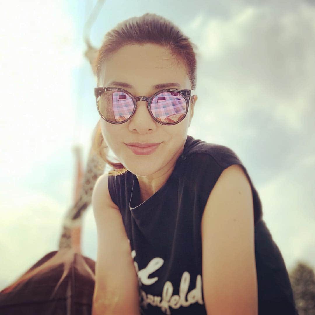 DJ AMIGAのインスタグラム：「外で過ごすことが贅沢な季節🌱🌿 こんなに気持ちの良い日が1年の半分くらいあれば良いなー☀️ #sunnydays #tokyo」