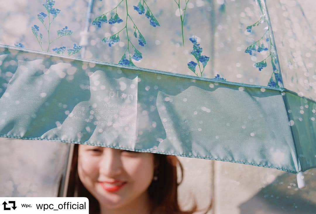 planticaさんのインスタグラム写真 - (planticaInstagram)「Repost @wpc_official ・・・ plantica × Wpc.  クリア部分にお花がプリントされた華やかなビニール傘🌼 2019年新作です🎉 全5色展開！色によってお花の種類も違います🥰 新生活新年度にぴったりな傘です！弊社直営楽天ショップ、zozoにてご購入いただけます！ . グリーン¥2,300+tax . コラボ 全商品⛱﻿﻿﻿ 店鋪 : LOFT（ロフト） / MARUI（丸井）﻿﻿﻿ オンライン : 楽天 / ZOZOTOWN﻿﻿﻿ ﻿﻿﻿ コラボ 一部商品⛱﻿﻿﻿ 店鋪 : HANDS（ハンズ） / AEON（イオン）﻿﻿ . #wpc#worldparty#2019#傘#ootd#コーデ#花柄#母の日プレゼント#クリア#ビニール傘#雨の日コーデ#vsco#vscocam#fasion#limitedshop#photo#photography#camera#love#followme #좋아요 #패션 #패션스타그램#데일리 #패피 #패션피플 #instalike #instacool #plantica #プランティカ」4月23日 16時16分 - plantica_jp