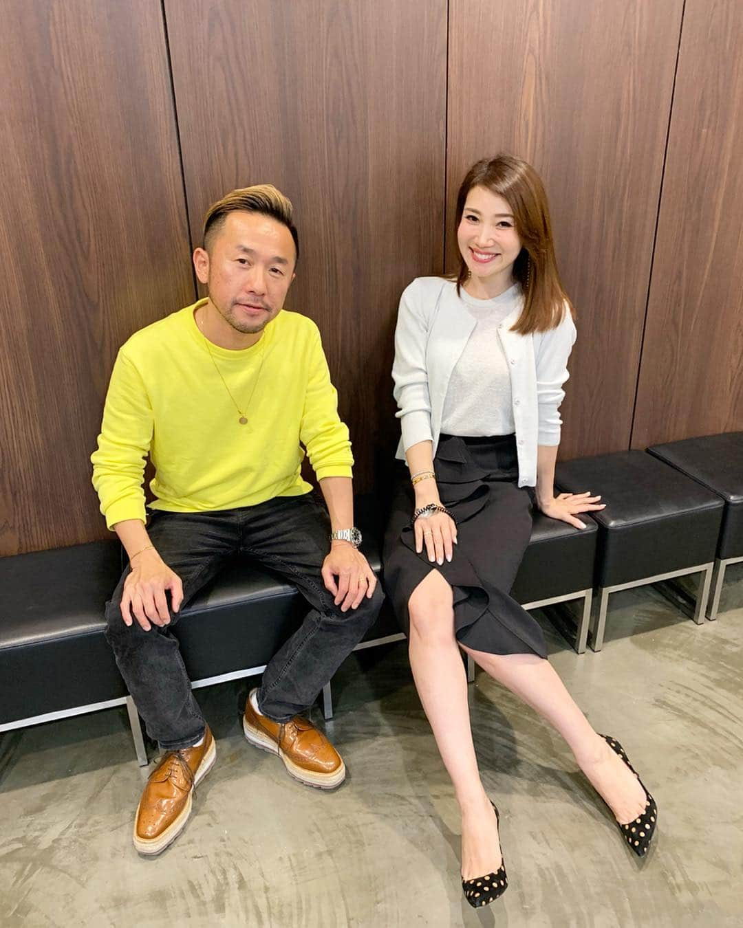 吉田美紀さんのインスタグラム写真 - (吉田美紀Instagram)「・ この仕上がりを体感したら もう他のトリートメントでは物足りなくなっちゃう🙈 ・ 本当にオススメです♡♡ @abbey__hair のケラチントリートメント！ ・ @abbeyodaji いつも本当にありがとうございます✨ 潤艶ヘアに大々満足♡ ・ #abbey #hairsalon #haircare #hairtreatments #hairstyle #hair #omotesando #アビー #ヘアサロン #ケラチントリートメント #トリートメント#ヘアケア #ヘアスタイル #美容院 #美容室 #サロントリートメント」4月23日 16時37分 - miki__yoshida