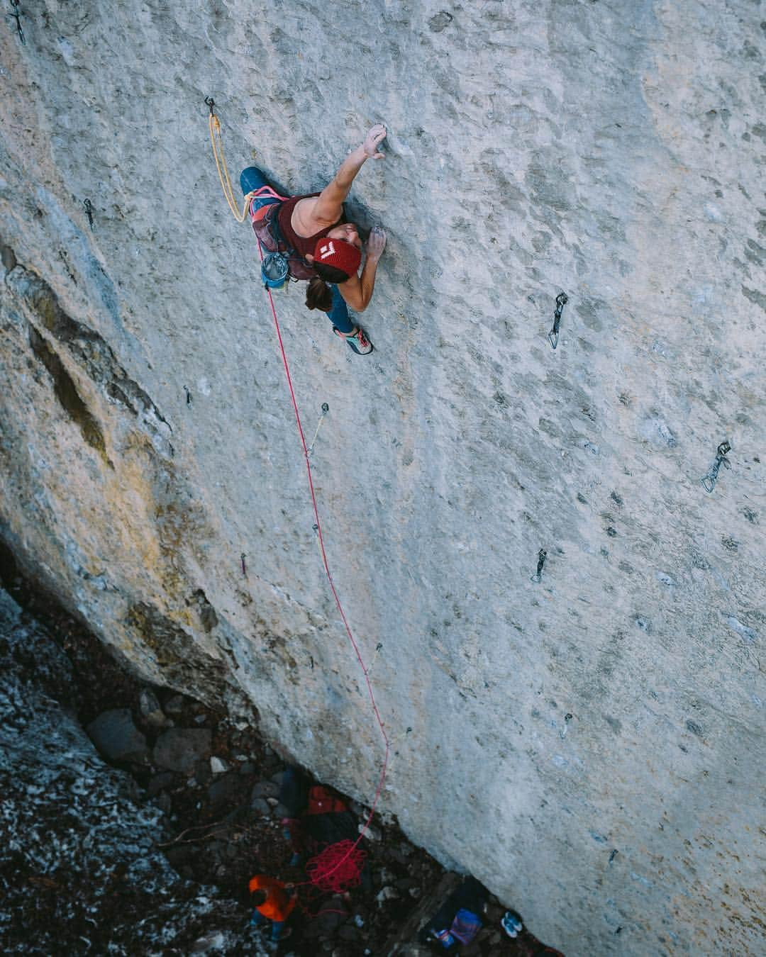 バーバラ・ザンガールさんのインスタグラム写真 - (バーバラ・ザンガールInstagram)「The good old “Voralp-times” are coming to an end. Last missing route “Atlantic 8c/5.14b” is done. Thanks to Daniel Benz for bolting this gem. I wished there would be another crag like this! 📸@jacopolarcher #liveclimbrepeat  @blackdiamond @lasportivagram @vibram @verivalbio @powerbar_europe @fazabrushes @frictionlabs @climbskinspain #climbing_pictures_of_instagram」4月23日 16時55分 - babsizangerl