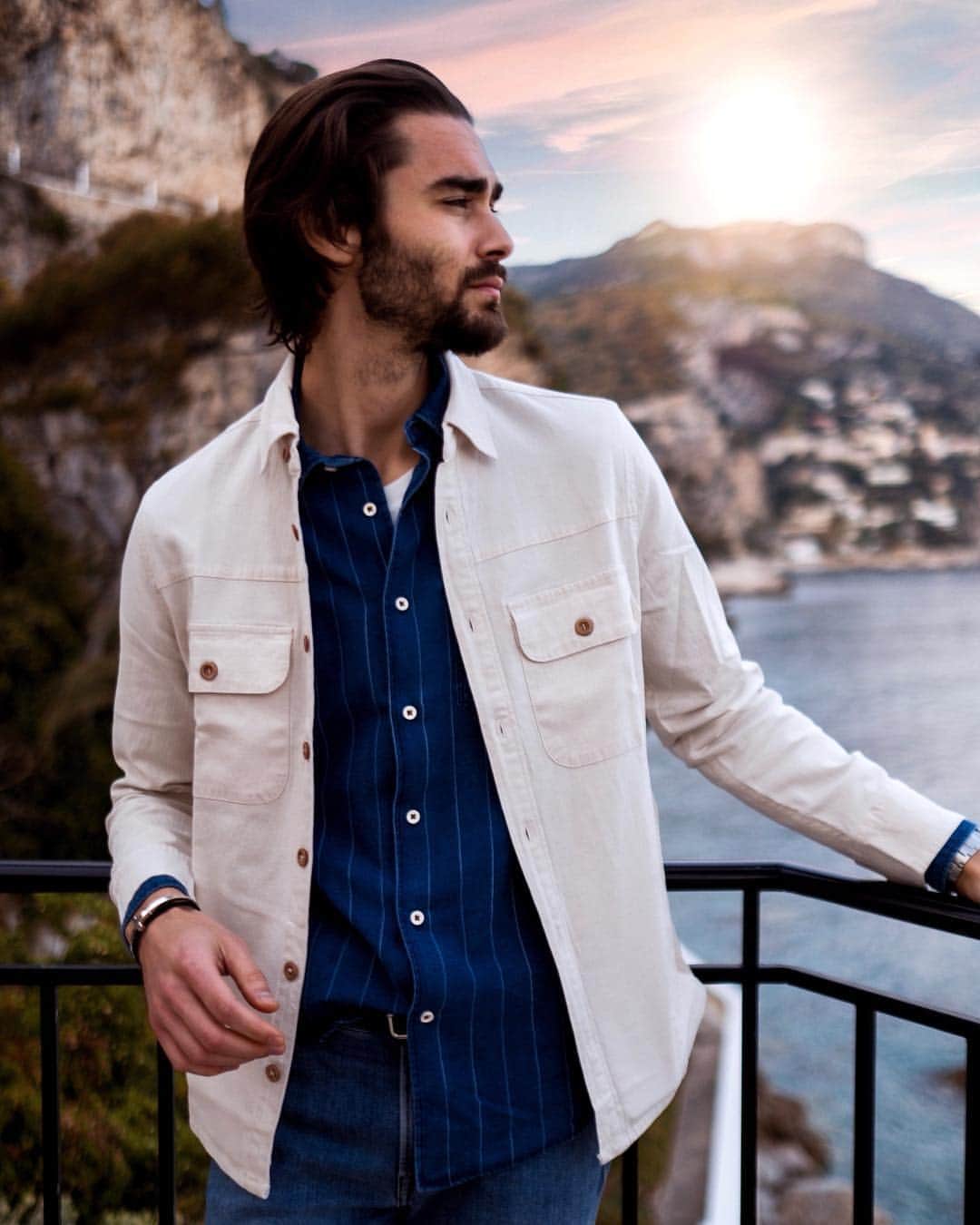 NICOLAS SIMOESのインスタグラム：「Right on time for sunset. Starting the Monte Carlo series | outfit details on instastories 📸✨」