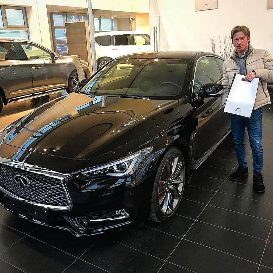 コンスタンチン・メンショフのインスタグラム：「#INFINITI #AUTOPRODIX」