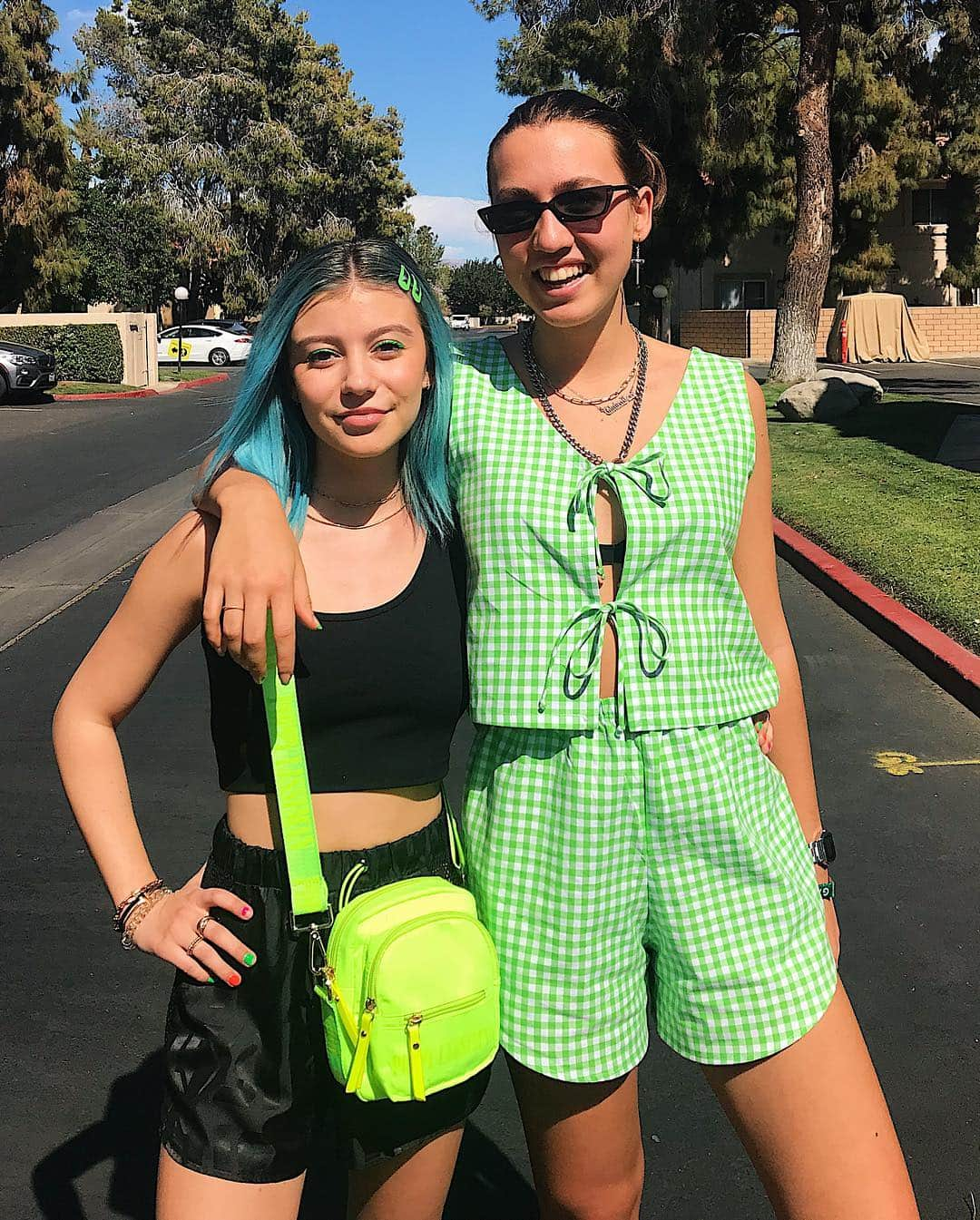 G・ハネリウスさんのインスタグラム写真 - (G・ハネリウスInstagram)「day 1 !! 💚🐍🌵⚡️🎾🔫✅」4月24日 2時57分 - ghannelius