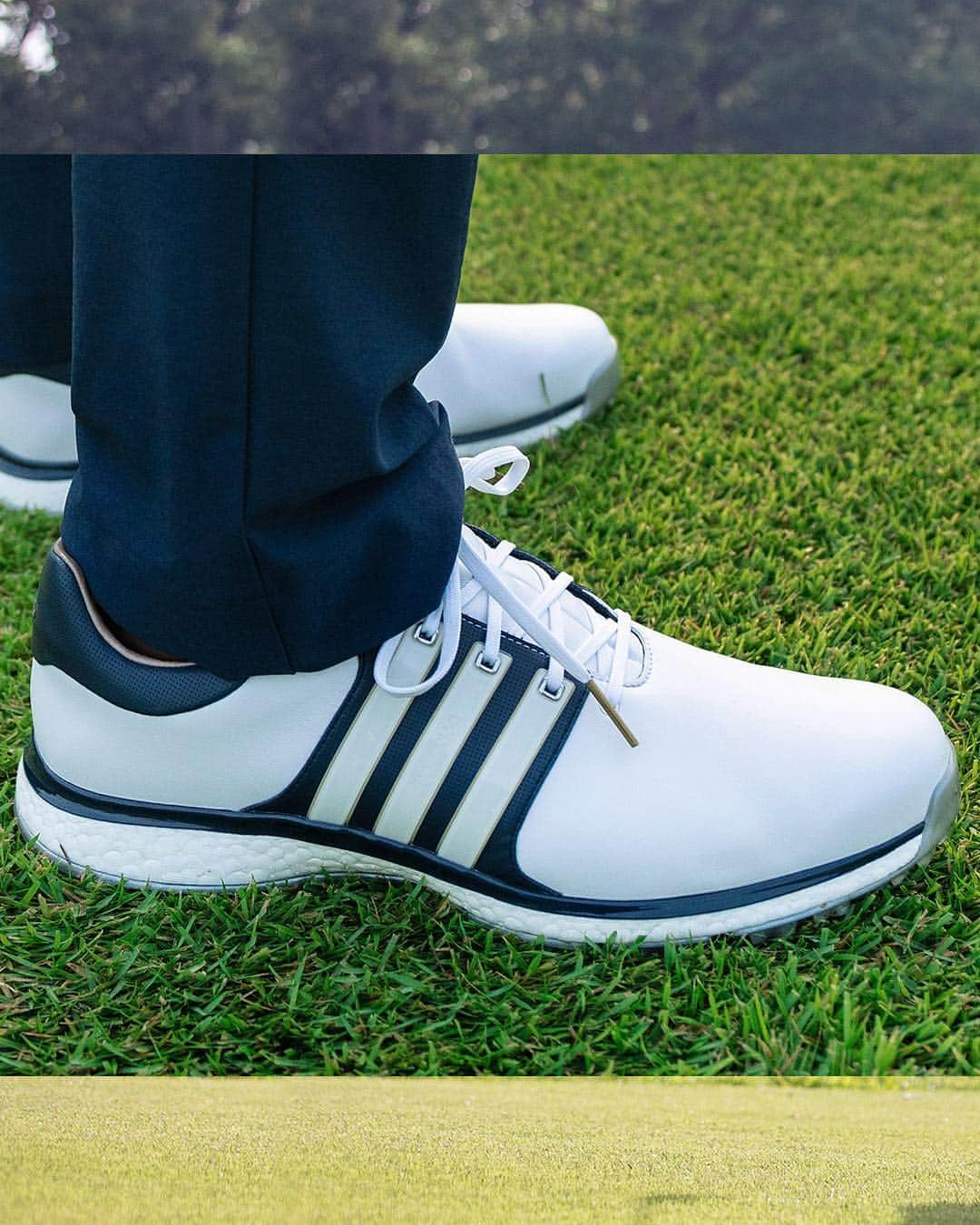 adidas Golfさんのインスタグラム写真 - (adidas GolfInstagram)「Draw from the past, create the future. Step into spikeless performance in the all-new #TOUR360 XT SL. ➖ @xanderschauffele #adidasGolf #Golf」4月24日 3時42分 - adidasgolf