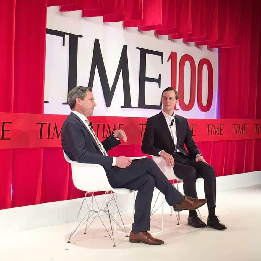 イヴァンカ・トランプさんのインスタグラム写真 - (イヴァンカ・トランプInstagram)「Incredibly proud of my husband Jared and grateful for his service to our nation. #Time100 🎥 https://m.youtube.com/watch?v=Mma8iMRXv84」4月24日 3時53分 - ivankatrump