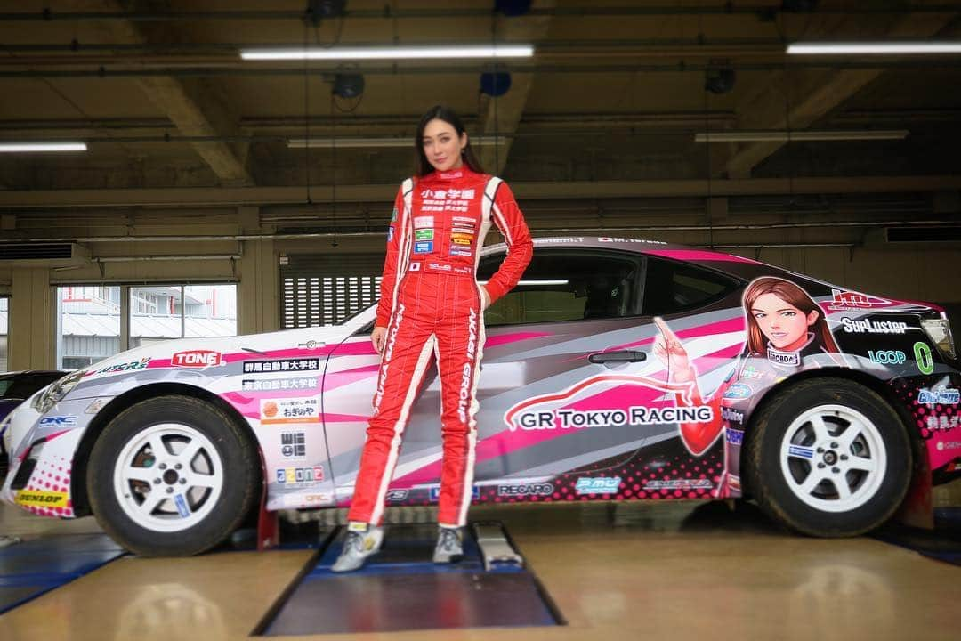 塚本奈々美さんのインスタグラム写真 - (塚本奈々美Instagram)「TRDラリーカップ開幕戦（群馬）、ドリスピ＜三刀流のナナミ＞８６は２位で完走～！！ そして、いよいよ４月２４日１４時~、ドリスピHot-Versionコラボ『峠最強伝説　魔王への挑戦!!』スタ~ト！！！ #ドリスピ」4月23日 18時59分 - tsukamotonanami