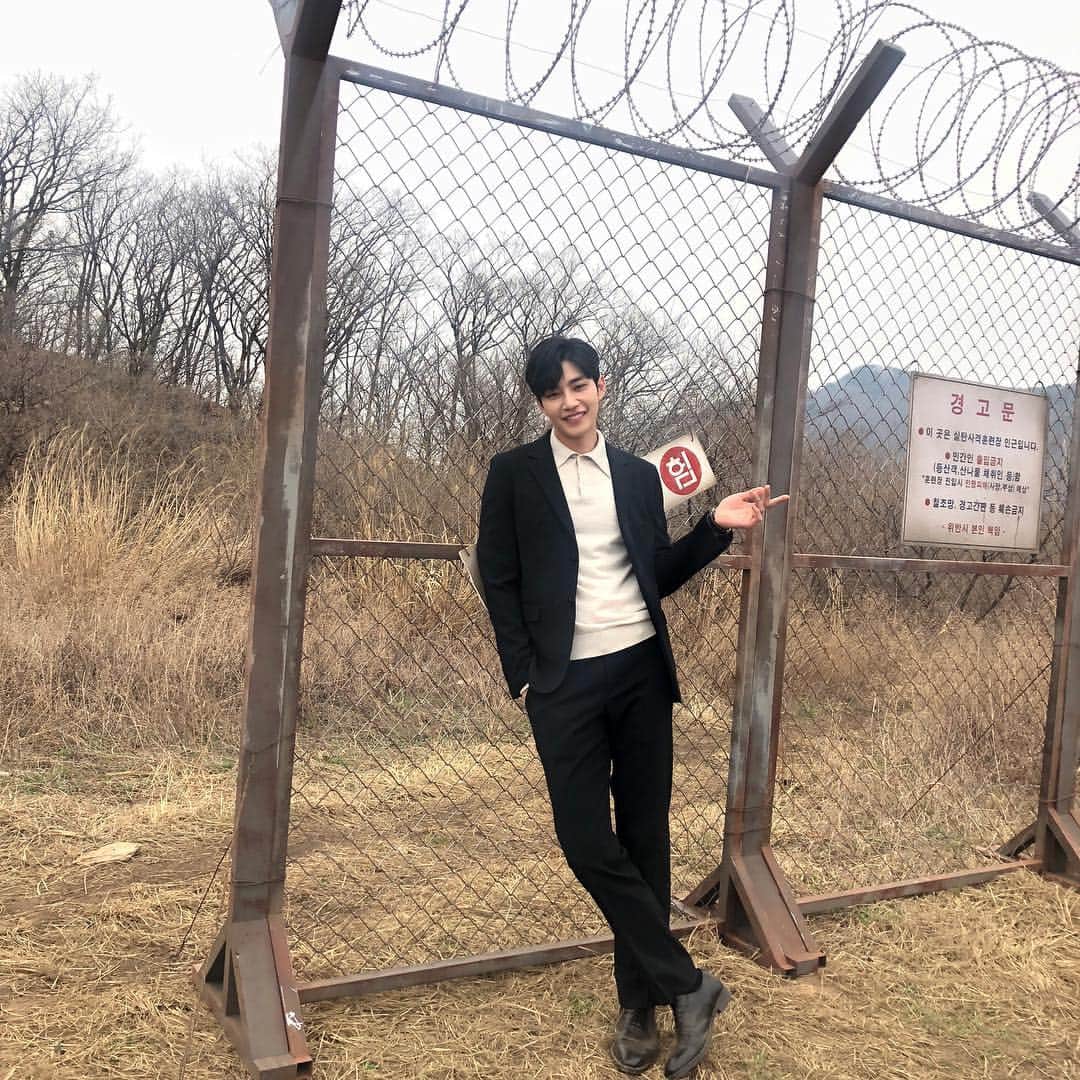 キム・ジェヨンのインスタグラム：「날씨 굿👍 꿀~🐓」