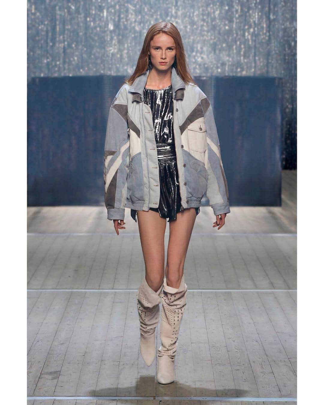 TOMORROWLAND_JPのグルメインスタ