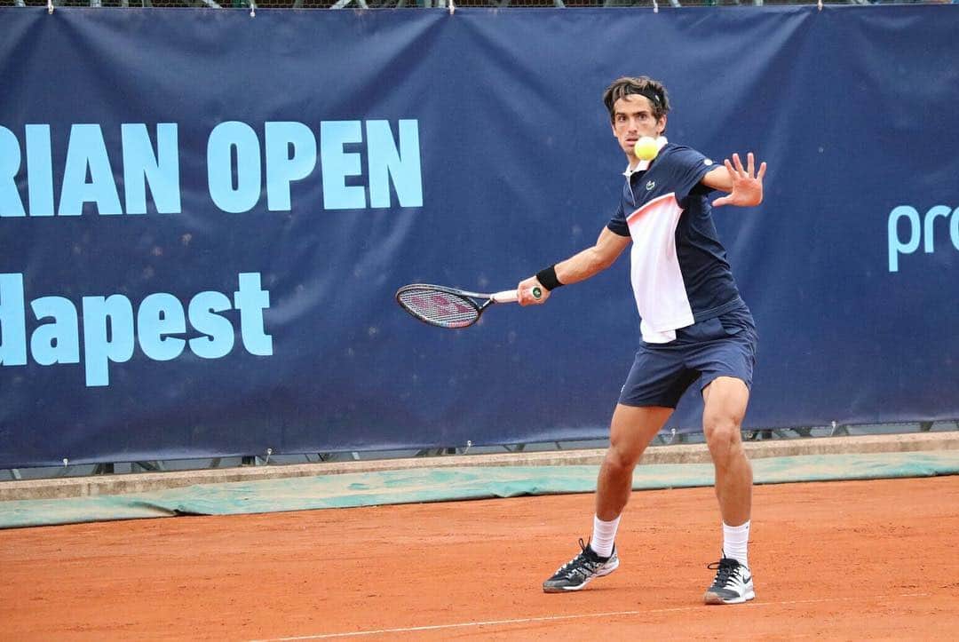 ピエール＝ユーグ・エルベールさんのインスタグラム写真 - (ピエール＝ユーグ・エルベールInstagram)「🎾 👀 @hungariantennis #goodwin #secondround」4月23日 20時43分 - pierrehuguesherbert