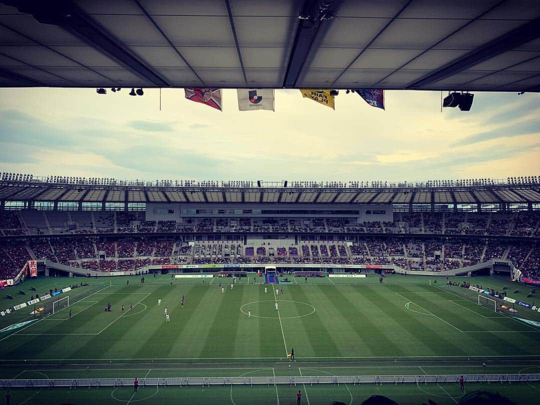 HAYATOさんのインスタグラム写真 - (HAYATOInstagram)「#BRIDGET  #HAYATO  #japan  #サッカー  #マサのお誘いありがとう  #観戦  #FC東京  #久保くん  #応援団  #朝日さん  #味の素スタジアム  #chill  #football  #soccer  #stadium  #victory  #happy  #smile  #カメラ  #写真  #followme  #instalike  #instagood  #tagsforlikes  #freedom  #grateful  #life  #loveandpeace  #simpleisbest」4月23日 20時44分 - bridget_hayato