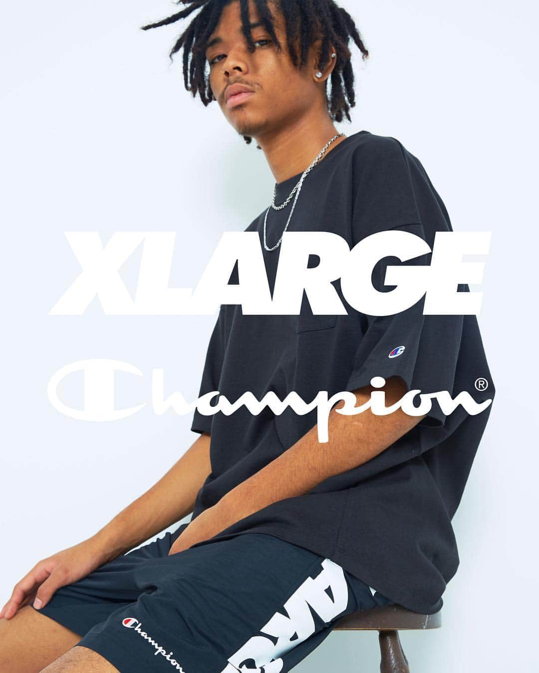 エクストララージさんのインスタグラム写真 - (エクストララージInstagram)「4.26.fri XLARGE×Champion #xlarge #xlargejp #champion #championjp  XLARGE×Championの最新コラボレーションは、夏のワードローブに1着は持っておきたいポケットTシャツとナイロンショーツ。4月26日(金)発売。」4月23日 21時05分 - xlargejp