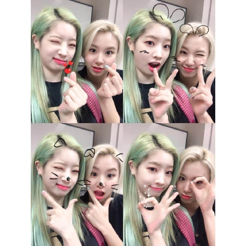 TWICEさんのインスタグラム写真 - (TWICEInstagram)「요 마이 브로 생일축하해 🤟🤟 활동두 힘내쟈❣️🎂🎂🍰🍰」4月23日 21時01分 - twicetagram