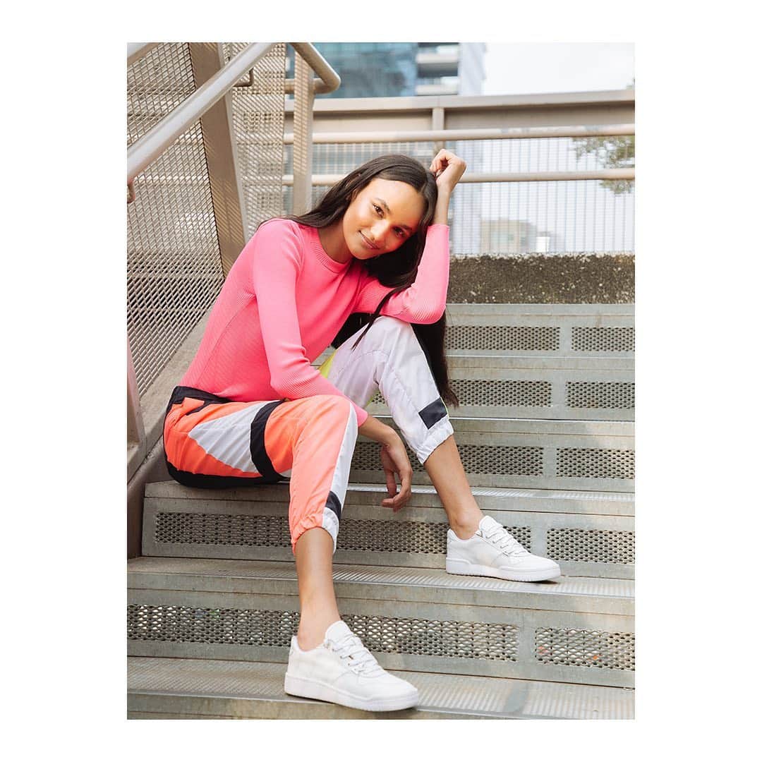 Schutzのインスタグラム：「Its today 💗. #schutzfall #schutznylonedition」