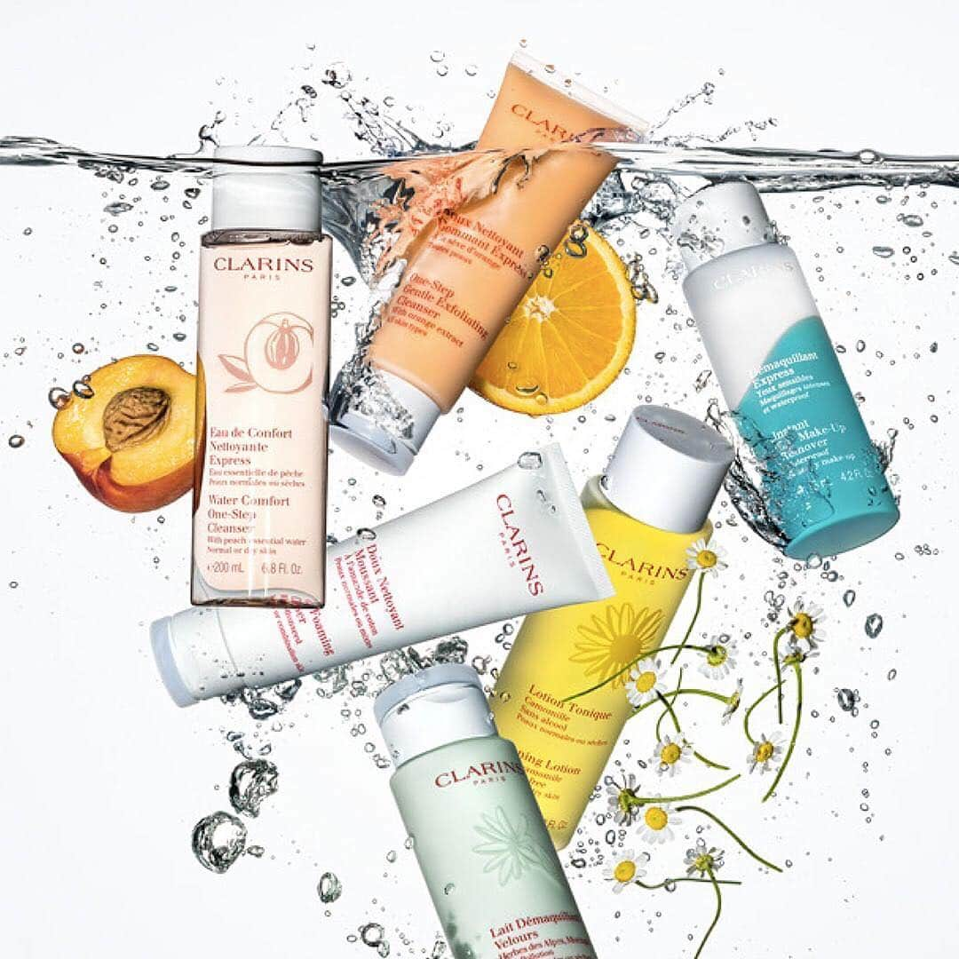 Clarins Middle Eastさんのインスタグラム写真 - (Clarins Middle EastInstagram)「Which Clarins cleanser are you currently obsessed with? ................................................... أي مستحضر تنظيف من كلارنس حالياً أنت مغرمة به؟ . . . #Clarins #facecleanser  #cleansingroutine  #healthyskin」4月23日 21時33分 - clarinsmiddleeast