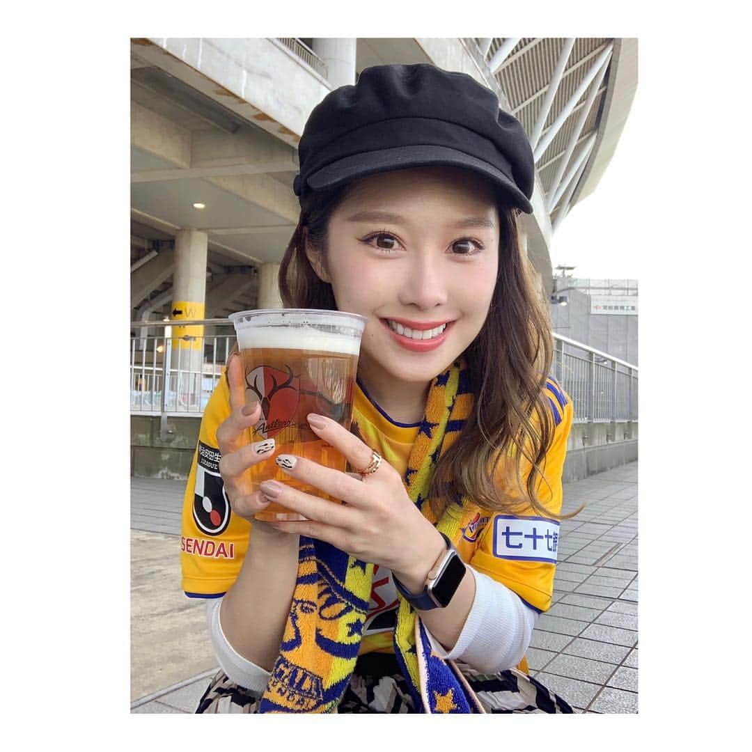 峰麻美さんのインスタグラム写真 - (峰麻美Instagram)「本日は #ビールの日 らしい🍺  これからますます #クズ活 が捗るねー😘🍺 #beer #ilovebeer #craftbeer  #ビール #ビール党 #ビールクズ #クズ活 #ビール好き女子  #ビールの日 #わたしは毎日 #ビールの日」4月23日 21時40分 - asaaaaami.0702