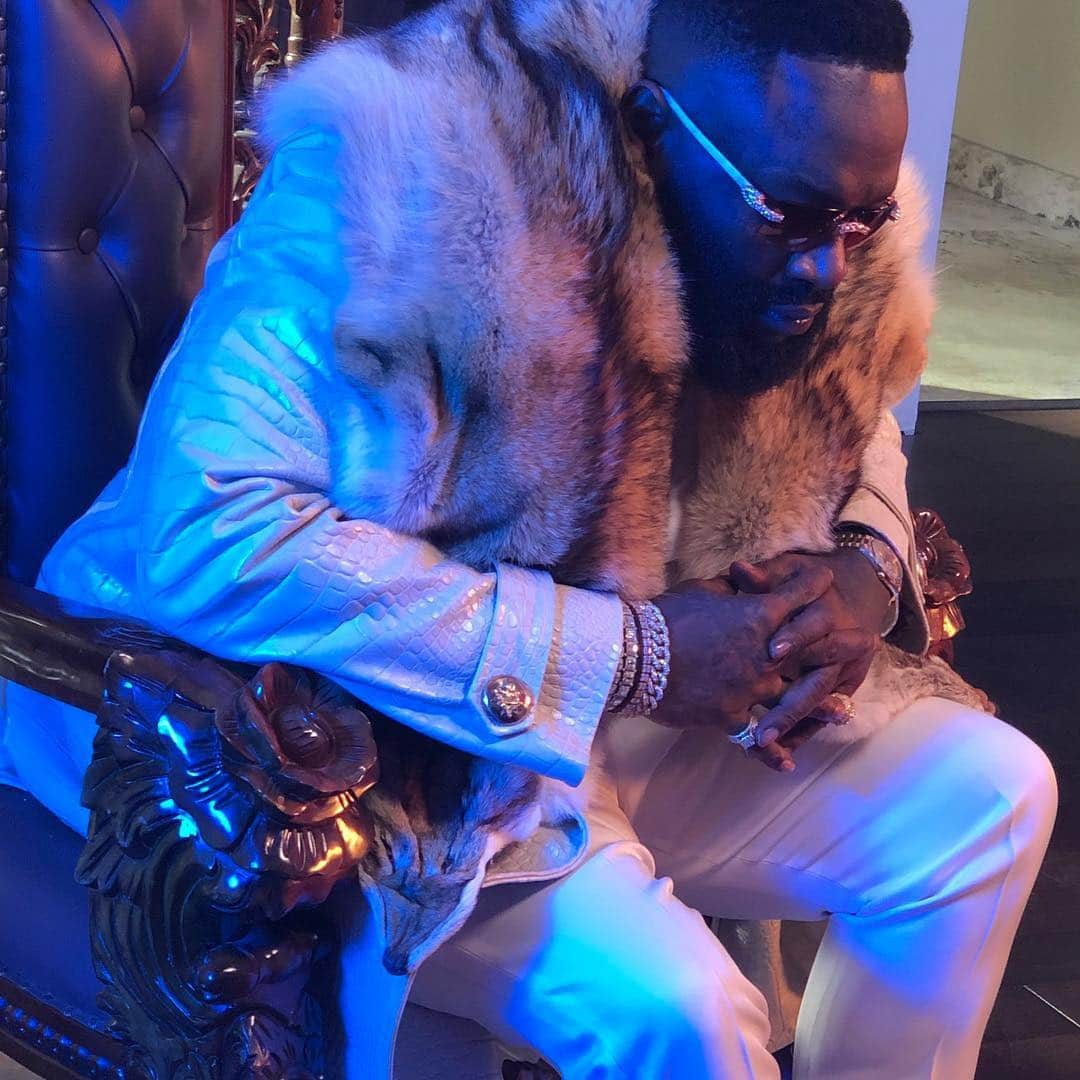 リック・ロスさんのインスタグラム写真 - (リック・ロスInstagram)「#GameofThrones @bustarhymes 👑」4月23日 21時50分 - richforever