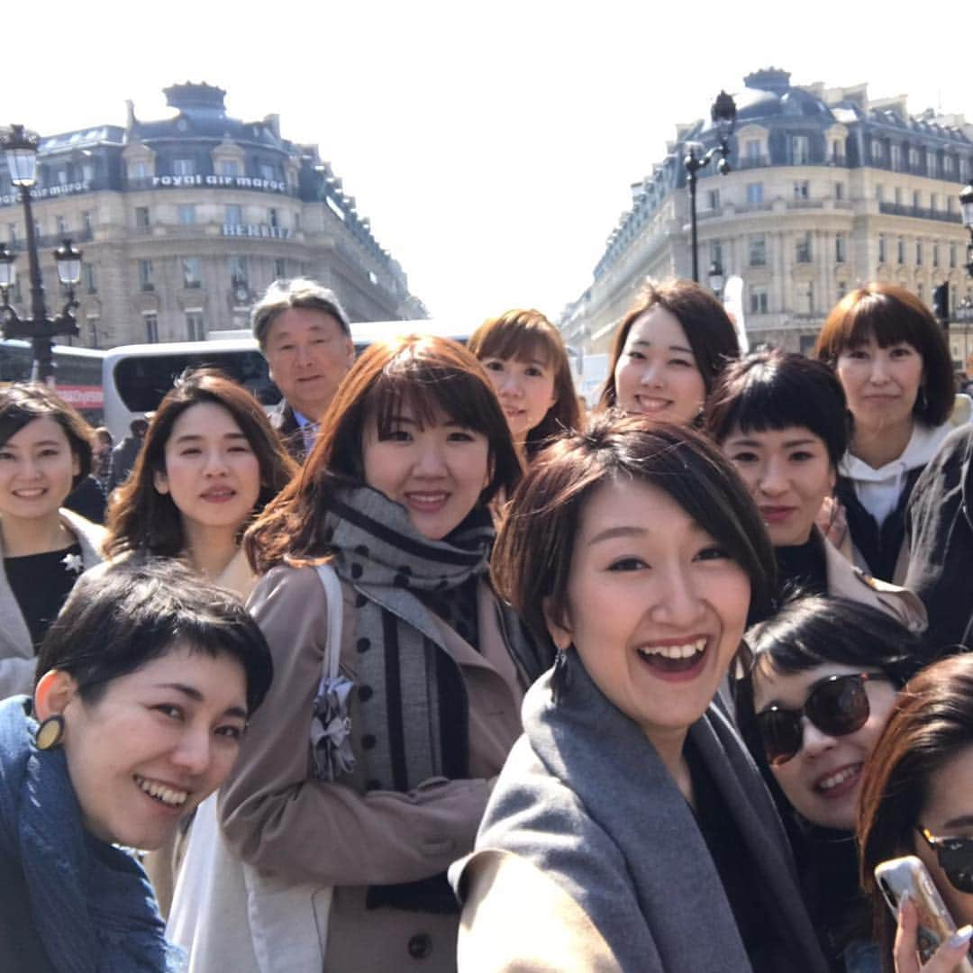 きまぐれなミューズたちさんのインスタグラム写真 - (きまぐれなミューズたちInstagram)「会社でParis→Nice→Monacoに行かせて頂きました💕 ノートルダム大聖堂も、見ることが出来ました。 そして、ちょっとお洒落したい夜のディナーは、自社のワンピース👗が大活躍しました。（2人かぶりましたが😆） #paris#nice#monaco#ノートルダム大聖堂 #notredame #エッフェル塔 #trip #enjoy #ご馳走  #france #airfrance #旅行#楽しかった #fashion #ワンピース #おしゃれ#気まぐれミューズ#1600」4月23日 22時06分 - kimagure_muse