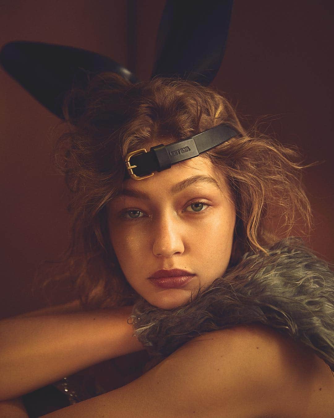 LOVE MAGAZINEさんのインスタグラム写真 - (LOVE MAGAZINEInstagram)「Happy 24th birthday to @gigihadid, here she is photographed by @mikaeljansson for the cover of our 10th anniversary issue. #LOVE20.  Fashion Editor @kegrand  Make up @hannah_murray1  Hair @jamespecis  Casting @bitton @establishmentny」4月23日 22時24分 - thelovemagazine
