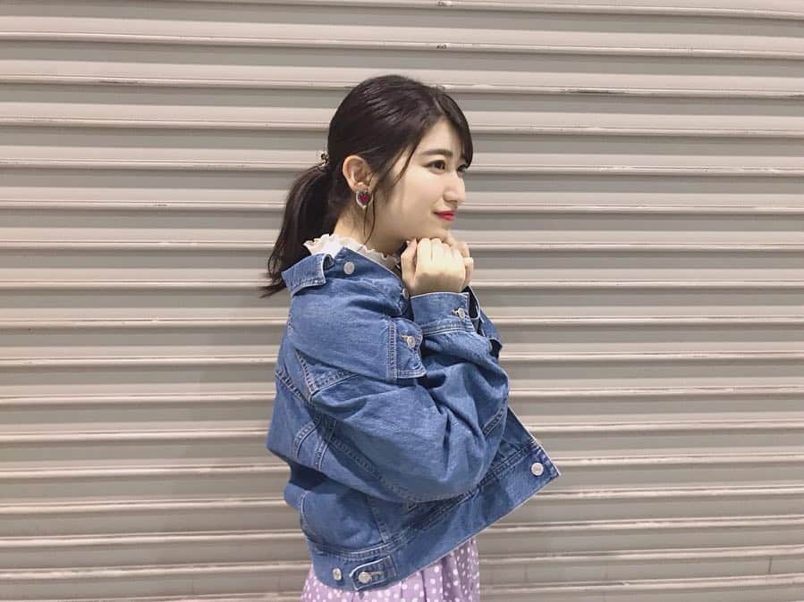 吉田華恋のインスタグラム：「遠くて見えにくいかもだけど(笑)、イヤリング、お気に入りのなのです◎ ❤️✨ #earrings #ハンドメイド  #エドマッチョ #recolle」