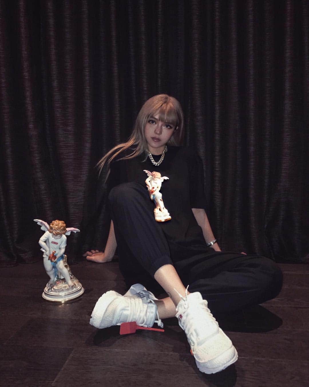 Grace Chowのインスタグラム：「#supreme」