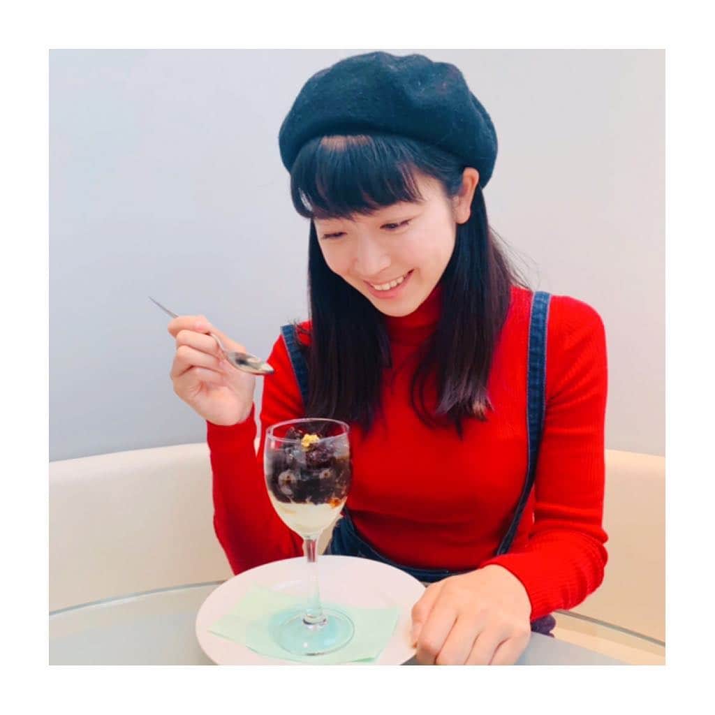 寺島咲のインスタグラム：「おしゃれなコーヒーゼリーを食べてる写真が出てきた☕️✨ #コーヒーゼリー#デザート#スィーツ」