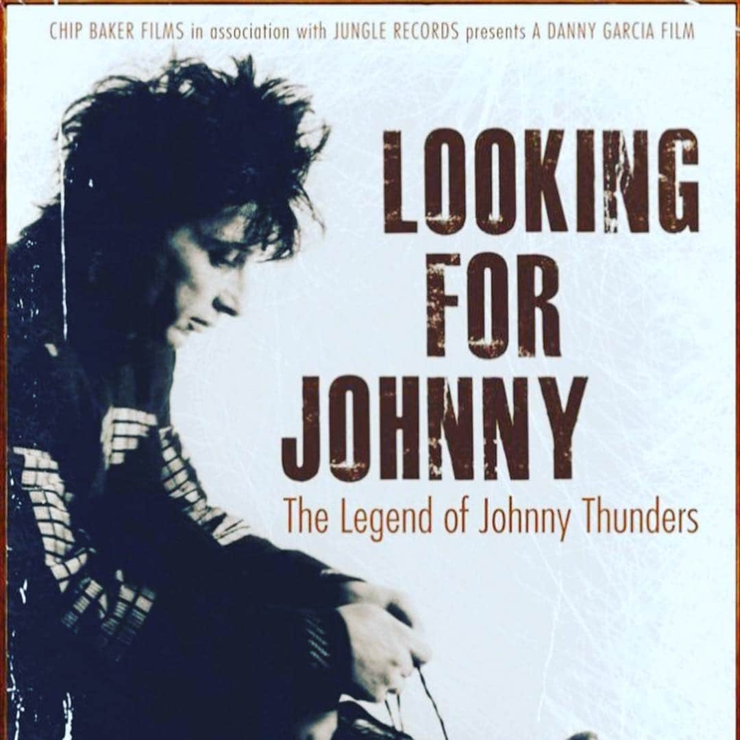 月に吠える。さんのインスタグラム写真 - (月に吠える。Instagram)「今日は、ジョニーサンダースの命日だそうです。 「きまぐれジョニー」 聴いてみてください。 #jhonnythunders#deathanniversary#月に吠える#ジョニーサンダース」4月23日 23時48分 - tsukinihoeru.6960.naoomori