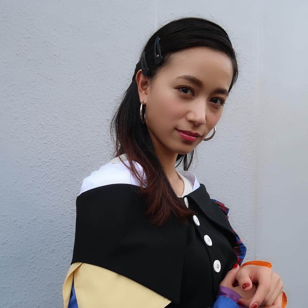 山口りささんのインスタグラム写真 - (山口りさInstagram)「ゆーちゃん❤︎ 今日もありがとう🙏  @takahashiyu.official  黄色のシャドウと紫チーク👾」4月24日 0時56分 - hairmakeupbylisayamaguchi