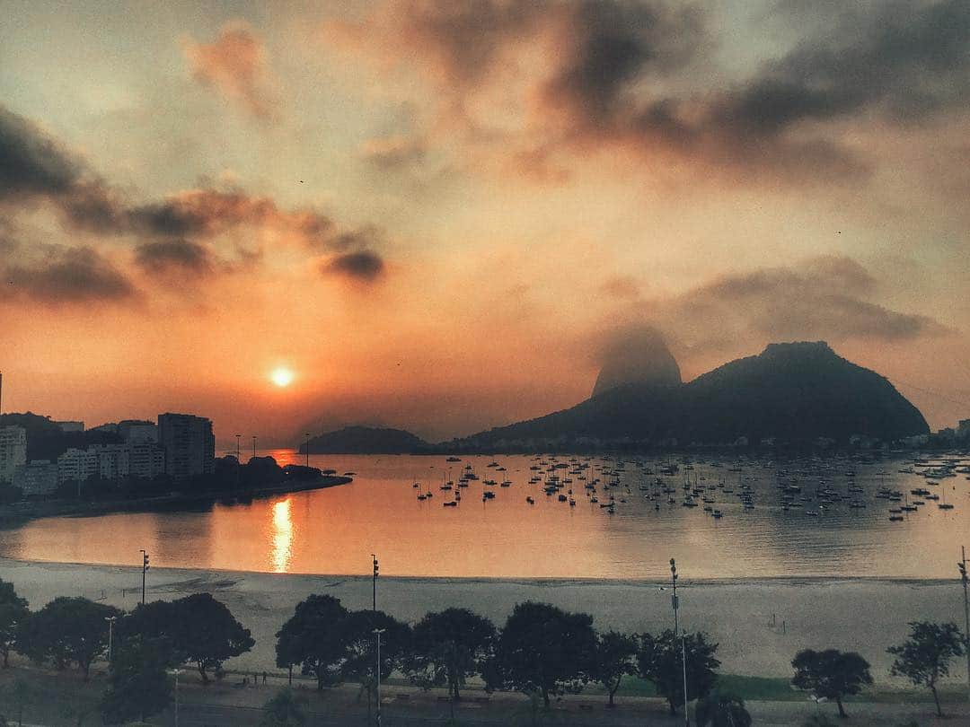 マテウス・サンタナのインスタグラム：「It feels good to be home ☀️」