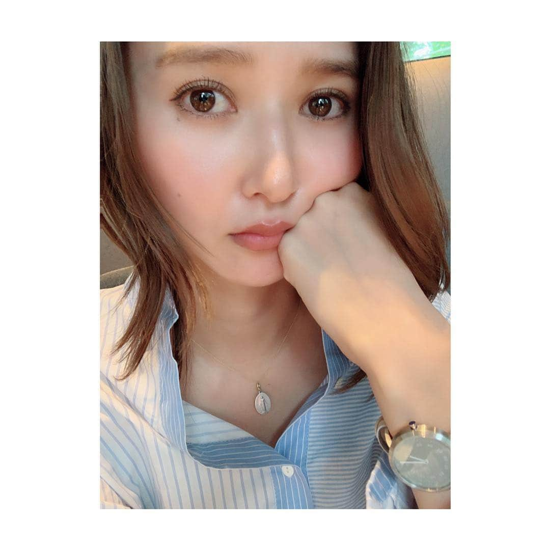 美優さんのインスタグラム写真 - (美優Instagram)「月1メンテナンスのまつ毛パーマ☀️ ビューラーでもこんな綺麗なカール作れないから、それも魅力💓 ・ かなーりメイク時間が短くなる❣️ 最近は15分もあれば完璧😉✌️ ・ ・ #midnightlush #ミッドナイトラッシュ #朝9時から翌朝5時まで営業」4月24日 13時17分 - miyu11_20