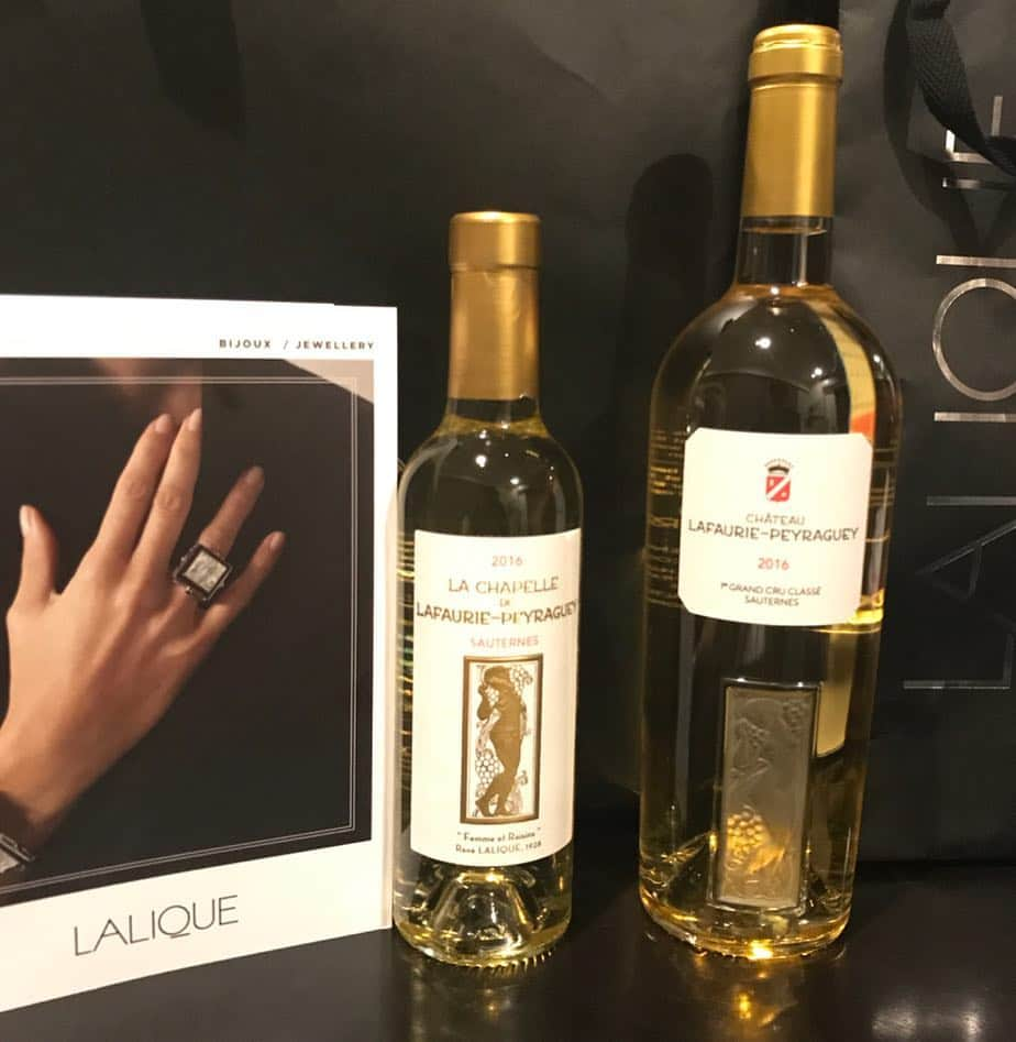 前田典子さんのインスタグラム写真 - (前田典子Instagram)「@lalique  リニューアルした #ラリック#銀座 へ 美しいラリックのクリスタル 眺めながら✨ 日本初、ラリックの新たなライナップであるワインを🍷堪能させていただきました❤️ #シャトーラフォリペラゲ に アイスキューブを入れオレンジピールをトッピングしたカクテル🍹 美味しかった😋 #新作ジュエリー も素敵でした❣️ #サボテン🌵デザインのリングが気になる😍  #lalique #クリスタル装飾 #ジュエリー#香水#インテリア#アート  #ワイン🍷🍇 #ootd #fashion  @coomb_official  帽子は @rejoove.naigai」4月24日 12時00分 - maenorichang