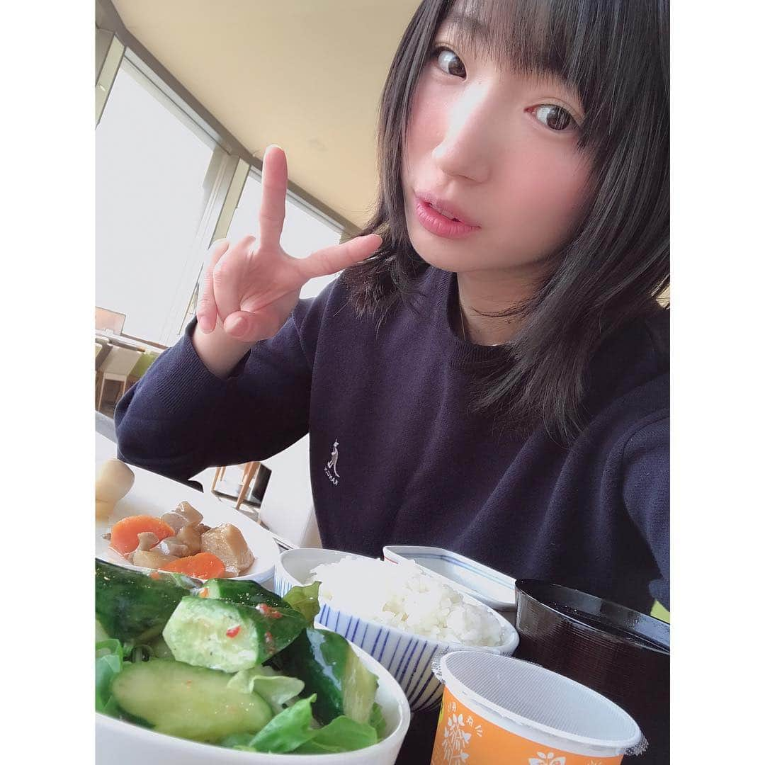 有明ゆなさんのインスタグラム写真 - (有明ゆなInstagram)「朝6:00に起きて 朝食しっかり食べたよ(*´꒳`*) ご飯食べないと元気でないからね！ . . . . #群馬県 #安中榛名 #ゴルフ場 #ホテル #朝食 #しっかり #食べる」4月24日 12時00分 - ariake_yuna