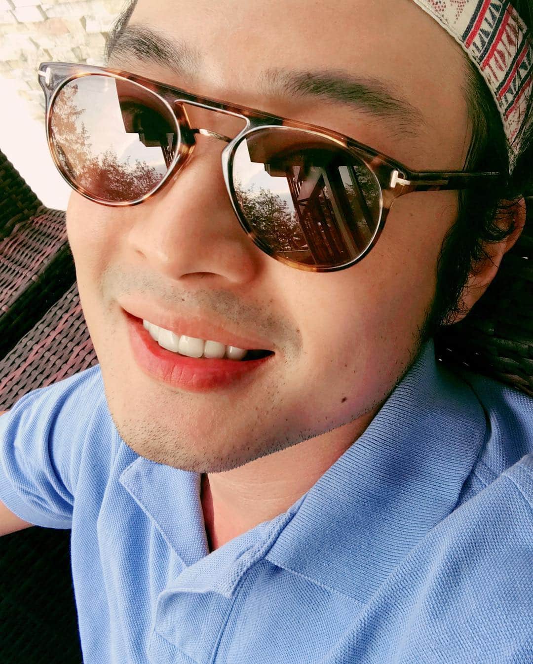 イ・キョンのインスタグラム：「#이켠 🇹🇭 🇻🇳」