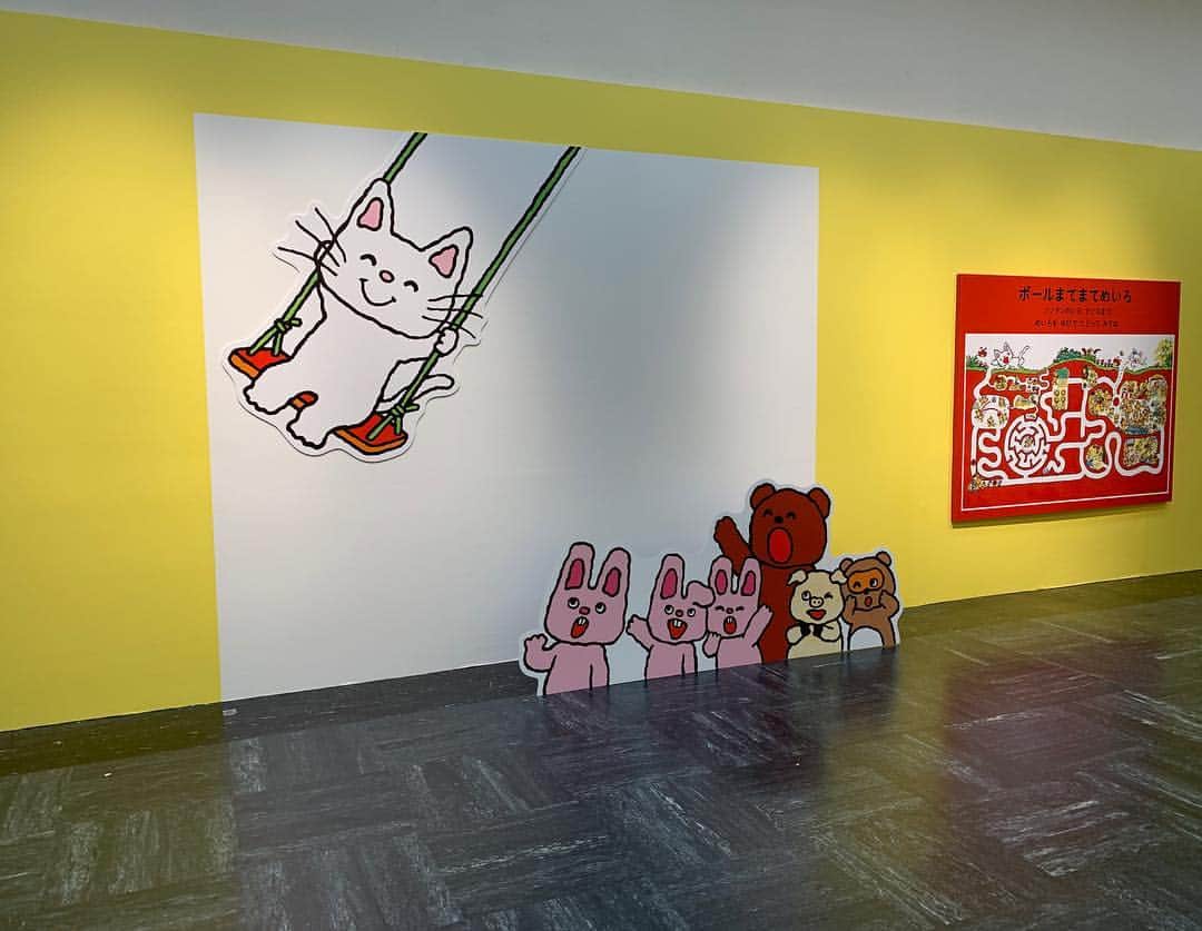 偕成社さんのインスタグラム写真 - (偕成社Instagram)「京都高島屋ノンタン展、本日スタートです！  ノンタン絵本の原画のほか、キヨノサチコさんゆかりの品、スケッチなどを展示、フォトスポットコーナーもあります！  初日と27-29日、3-5日はノンタンも登場し、一緒にみんなでノンタンたいそうを踊りますよ〜♪ グッズコーナーでは新刊『ノンタンたいそう』をはじめとしノンタン絵本、会場限定グッズも多数販売しています。  ぜひゴールデンウイークのおでかけにお越しくださいね😊  #ノンタン展 #京都高島屋 #絵本原画展 #キヨノサチコ #絵本グッズ #本のイベント #ノンタン」4月24日 12時49分 - kaiseisha_pr