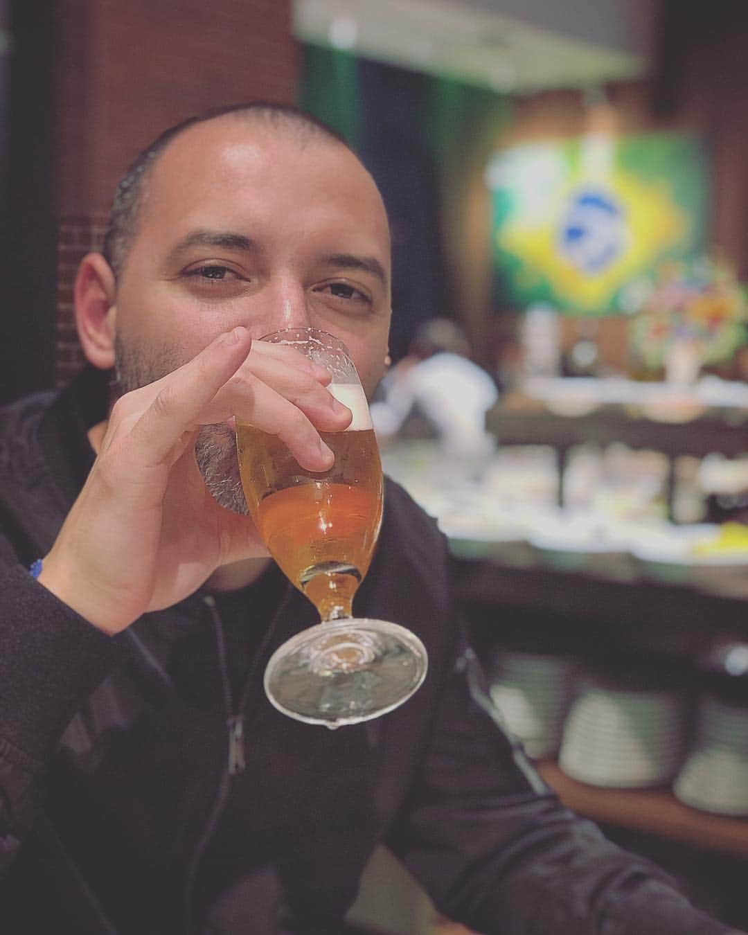 滝田学さんのインスタグラム写真 - (滝田学Instagram)「リハビリ頑張って！ Boa sorte 🐂 🐂 🐄🐄🐂🐂 #reabilitação #cerveja #生ビール #quebom」4月24日 13時09分 - takita_manabu