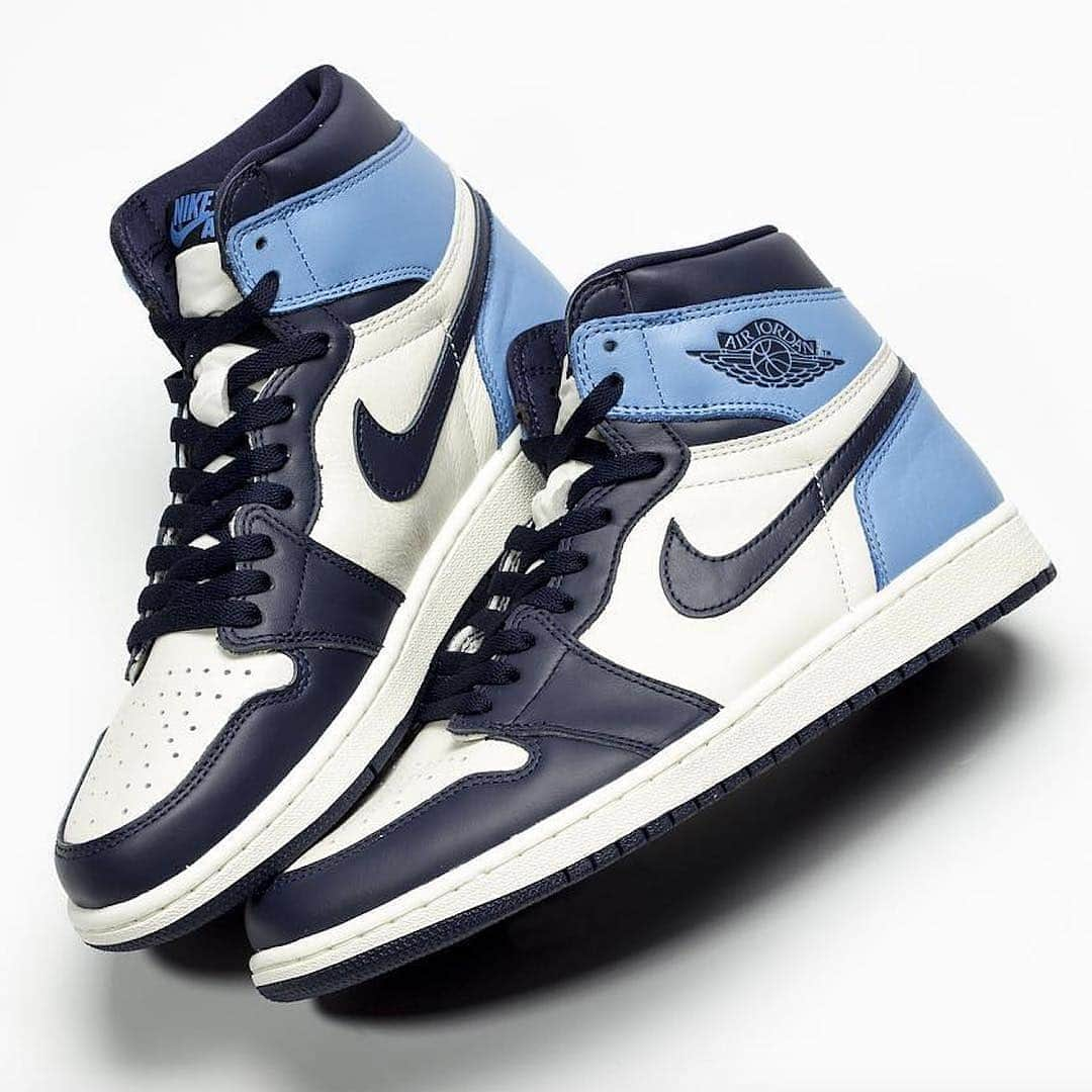 Sneaker News x Jordans Dailyさんのインスタグラム写真 - (Sneaker News x Jordans DailyInstagram)「This newest UNC-themed Air Jordan 1 removes the patent leather from the women’s pair for clean and smooth paneling 👀 Are you feeling it? Link in bio for more details #jordansdaily」4月24日 4時17分 - jordansdaily