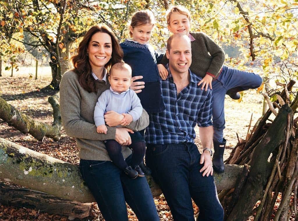E! Onlineさんのインスタグラム写真 - (E! OnlineInstagram)「Between the excitement surrounding the arrival of the royal baby and the feud rumors within the family, we don't hear much about Prince Louis, and that's exactly what William & Kate want. Link in bio for the truth about why the littlest prince has been out of the spotlight. (📷: PA Wire)」4月24日 5時56分 - enews
