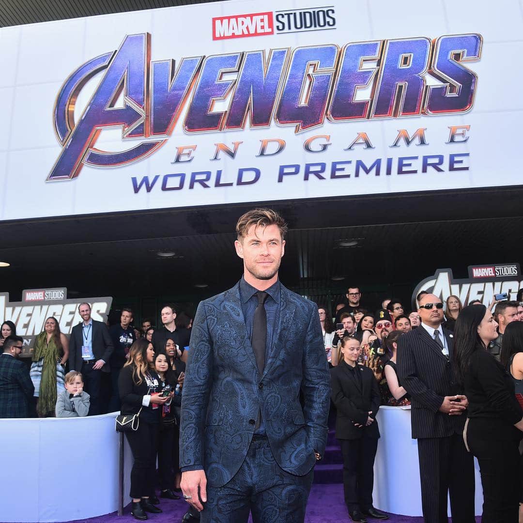 Disneyさんのインスタグラム写真 - (DisneyInstagram)「We’re in the Endgame now. Cast, crew, and fans assembled at the world premiere of @marvelstudios’ #AvengersEndgame, in theaters Friday.」4月24日 6時08分 - disney
