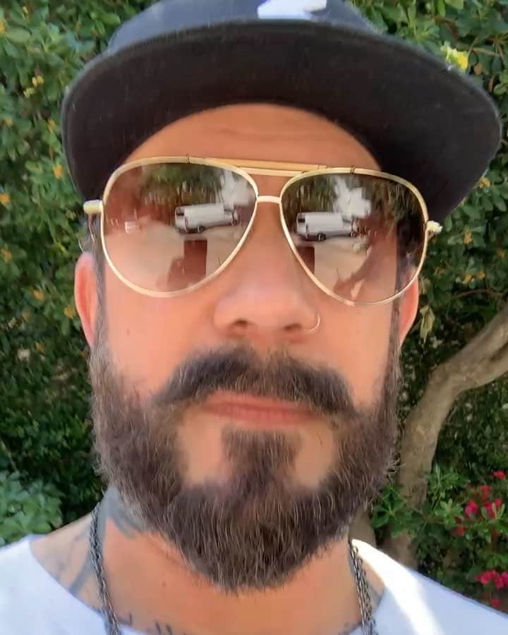 A.J.のインスタグラム：「Thank you guys. Link to #BoyAndAMan video in my story.」