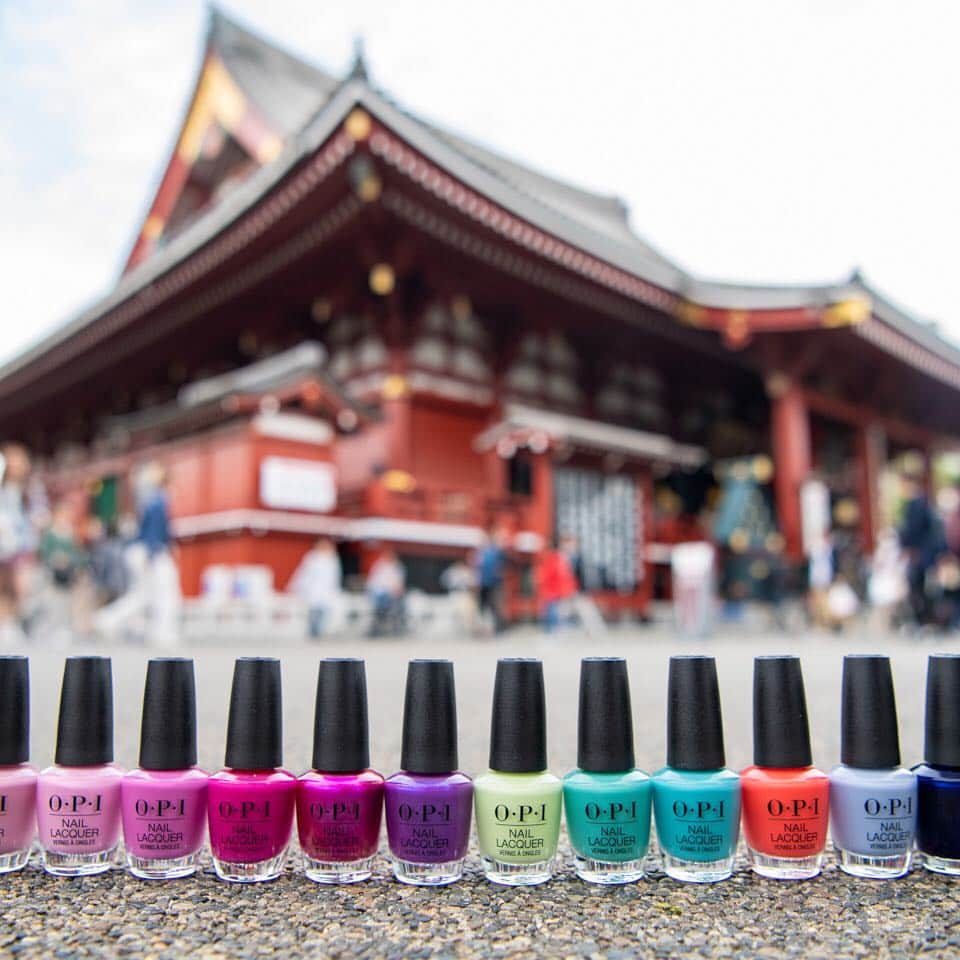 OPIさんのインスタグラム写真 - (OPIInstagram)「Bright shades inspired by a vibrant city and culture. Our entire #OPITokyo collection is available for purchase in #OPINailLacquer. Get your shades today. #ColorIsTheAnswer  #tokyo #nailsofinstagram #nailpolish #manicure #mani #color #rainbow」4月24日 7時42分 - opi