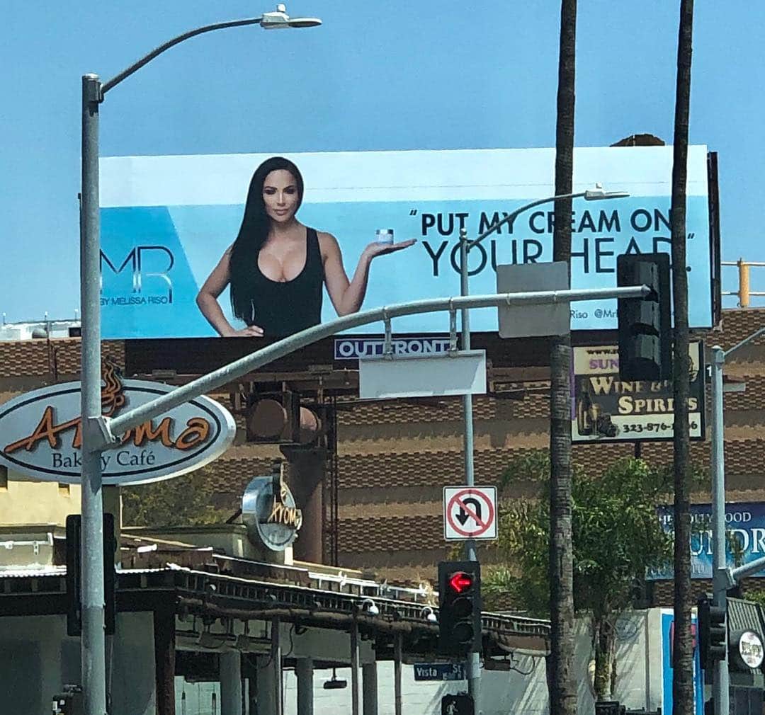 Melissa Risoさんのインスタグラム写真 - (Melissa RisoInstagram)「Check out my Billboard on Sunset Blvd in Hollywood! If you post a selfie with it and tag @mrbymelissariso I will send you a free Mr. Hair Pomade! (Email me the photo MrByMelissaRiso@gmail.com to get free Pomade!) “Put My Cream On Your Head” DM me the photo! 😘 @mrbymelissariso  @twistimages 📸@beautybyangee 💄  #menshair #menshairstyles #hair #hairproducts #hairpomade #barbershop #salons #barber #actors #model #fashion @tmz_tv」4月24日 7時55分 - melissariso