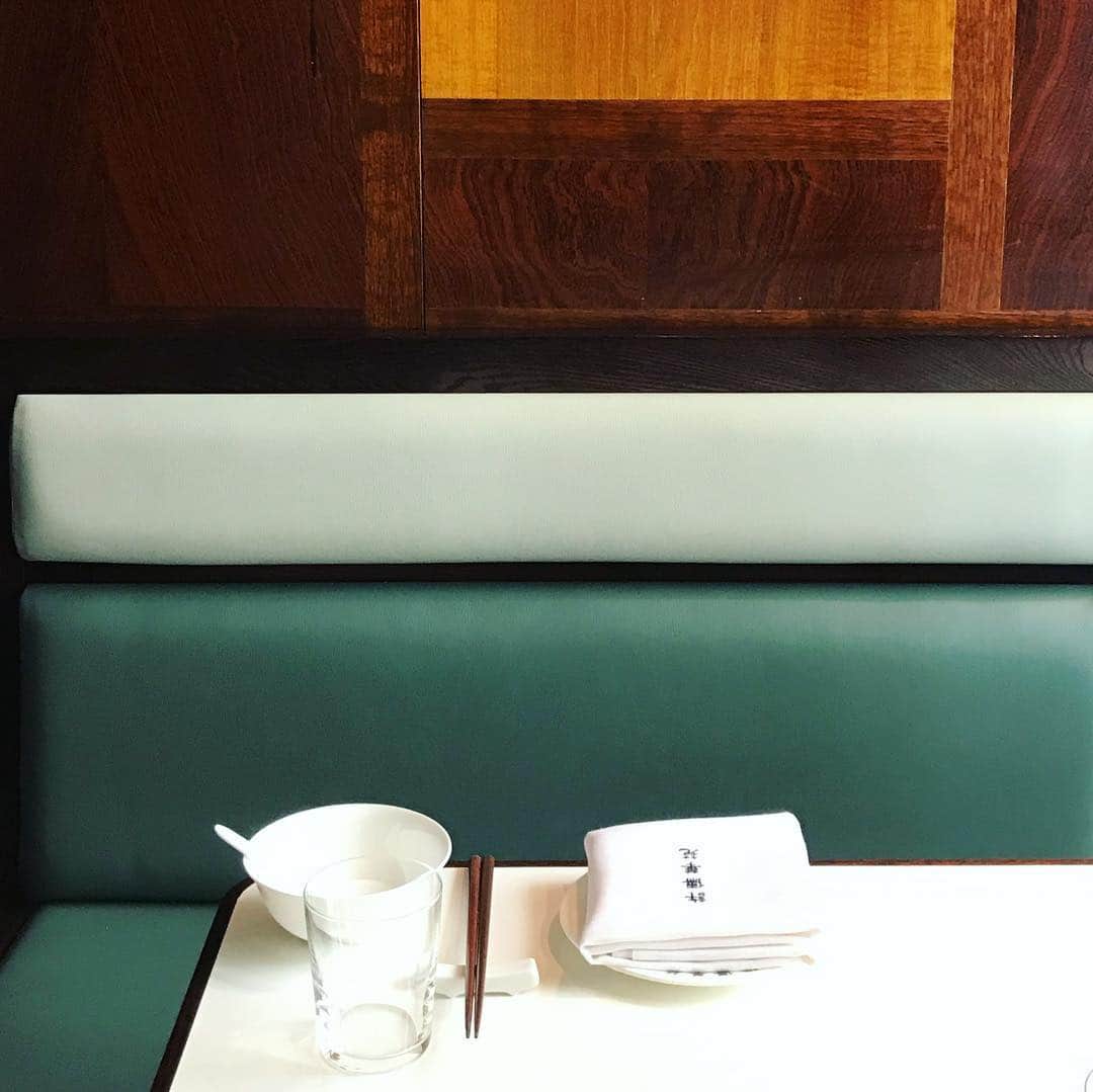 平野紗季子さんのインスタグラム写真 - (平野紗季子Instagram)「レストランは夢なんだあああ」4月24日 8時02分 - sakikohirano