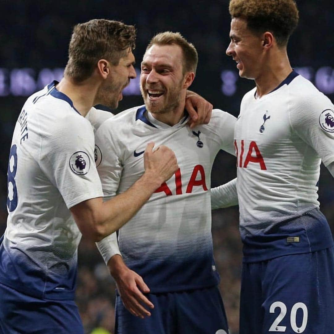 フェルナンド・ジョレンテさんのインスタグラム写真 - (フェルナンド・ジョレンテInstagram)「Tough game, but the important 3️⃣ points are for us! 🙌🏻 Thanks to all the fans for your support 💪🏻 #COYS #THFC」4月24日 8時10分 - llorente_fer