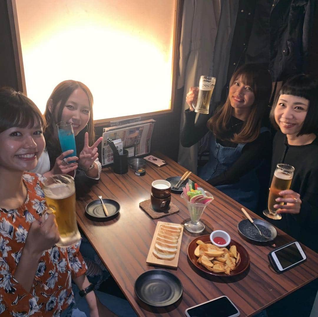 晴山由梨さんのインスタグラム写真 - (晴山由梨Instagram)「ご飯会🥂💕 4月生まれの文ちゃん(@bun0404 )とかなちゃん(@fishing_kana )の誕生日もお祝いしました🎂  2次会は卓球🏓そして最後はみづほちゃん(@tachibana__m )のリクエストでボーリング🎳 よく遊びました☺️ . #歴代アングラーズアイドル #アングラーズアイドル #食事会 #誕生日 #渋谷 #渋卓 #石川文菜 ちゃん#橘みづほ ちゃん#冨士木耶奈 ちゃん#晴山由梨」4月24日 10時08分 - hareyama_yuri