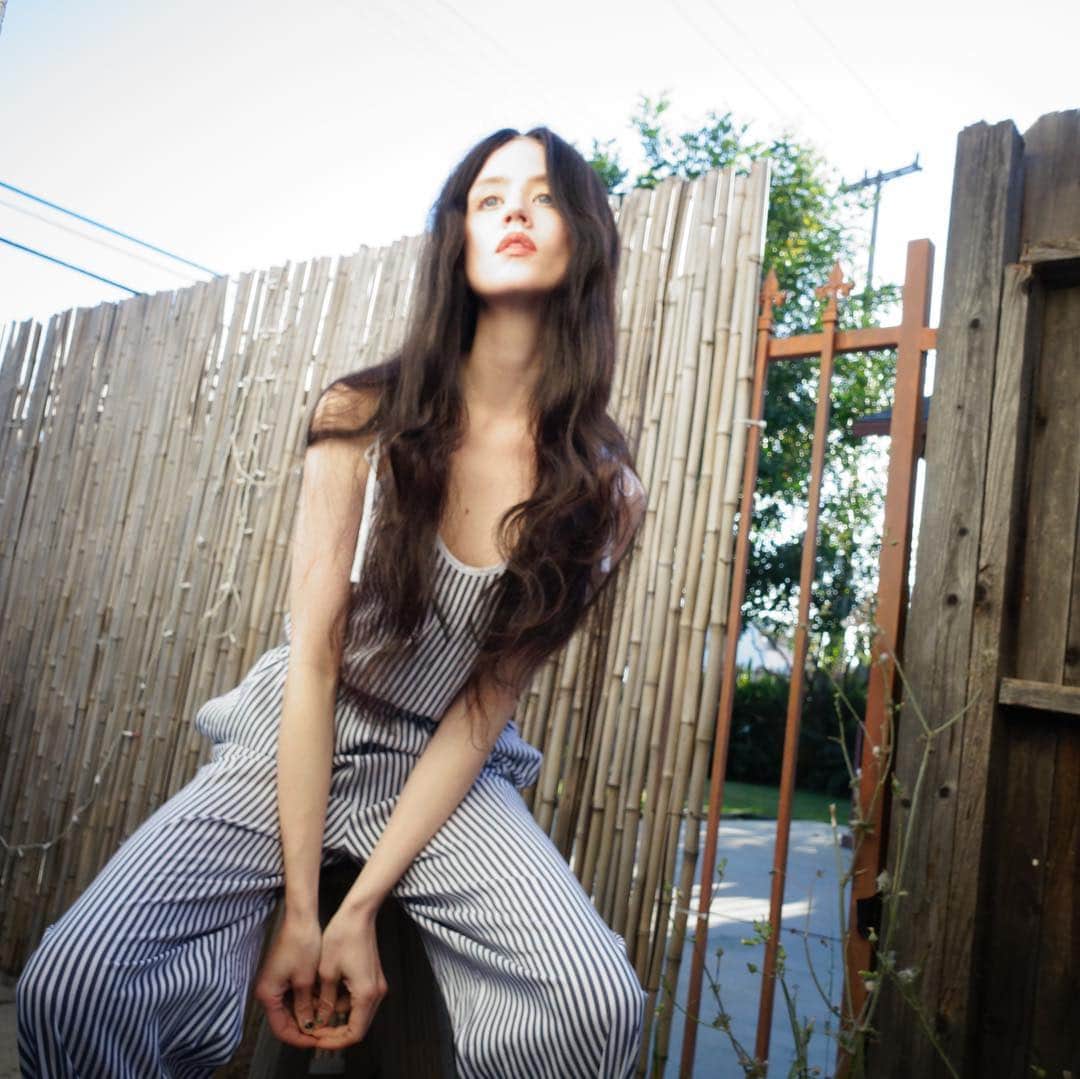 のインスタグラム：「feels like pajamas ✔️cute in public ✔️ @marcellvonberlin | @whitehorseagency」