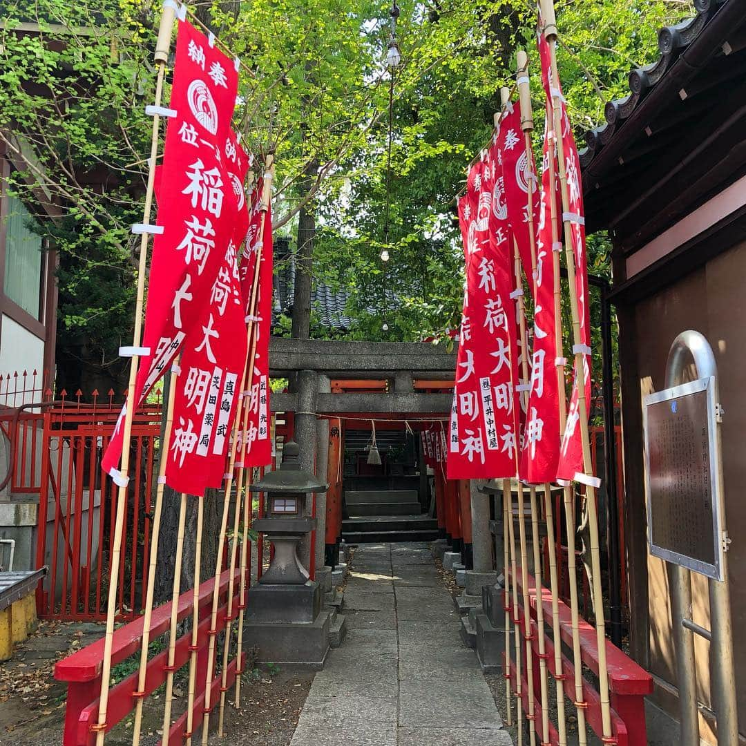 小石田純一さんのインスタグラム写真 - (小石田純一Instagram)「平井諏訪神社で売れますようにと神頼み。  #平井諏訪神社 #神社 #神社仏閣 #神社巡り #神社仏閣巡り #神社好き #参拝 #小石田純一 #お笑い芸人 #ものまね芸人 #ピン芸人 #芸人 #諏訪神社 #平井」4月24日 11時42分 - koishida.trendy