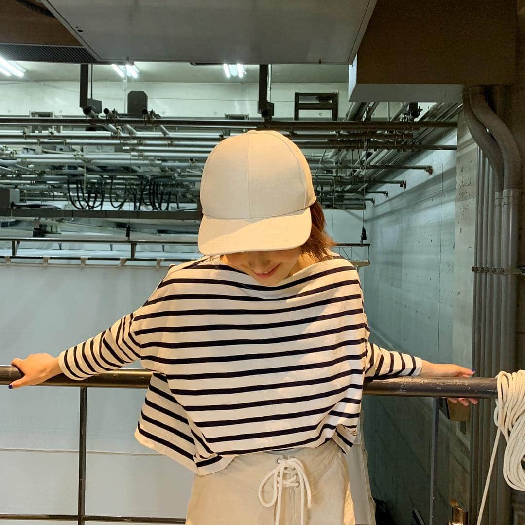 佐々木希さんのインスタグラム写真 - (佐々木希Instagram)「tops#TraditionalWeatherwear hat.pants#iNtimite  #のぞみの私服」4月24日 21時35分 - nozomisasaki_official