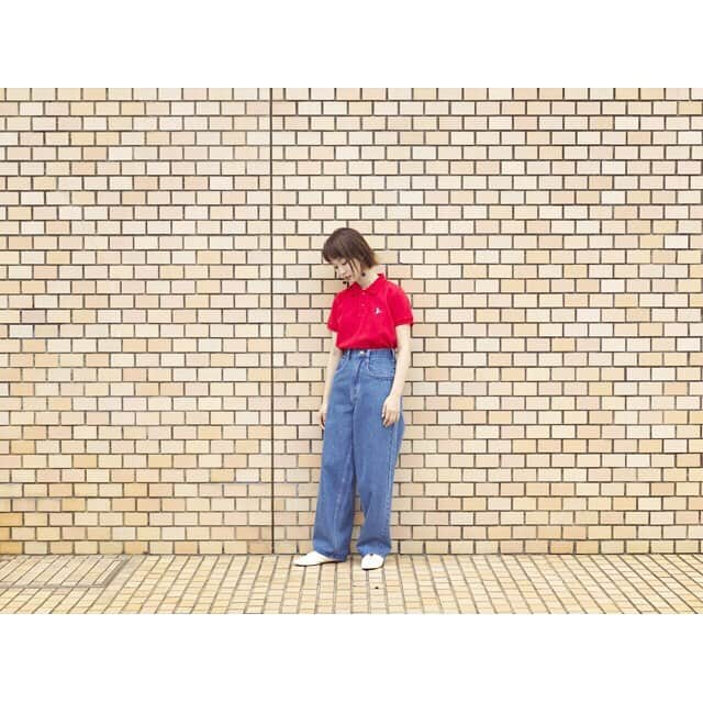 柴田紗希さんのインスタグラム写真 - (柴田紗希Instagram)「雑誌springでchumsさんのお洋服を着させて頂きました！ ハイウエストデニムの履き心地に形にすごい良いなぁって撮影しながら思ってたのが印象的、、、☺️ springチェックしてみてね 今月号発売してるよ♡ @chums_japan  @spring_tkj  #チャムス  #CHUMS  #チャムスタグラム」4月24日 21時55分 - shibasaaki